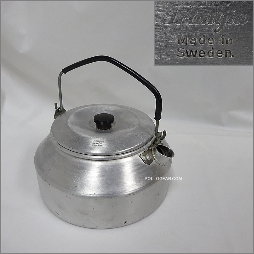 1900年代後半のビンテージ品　小型のAmerican camper鋳鉄製ケトル 202203131737_000.jpg