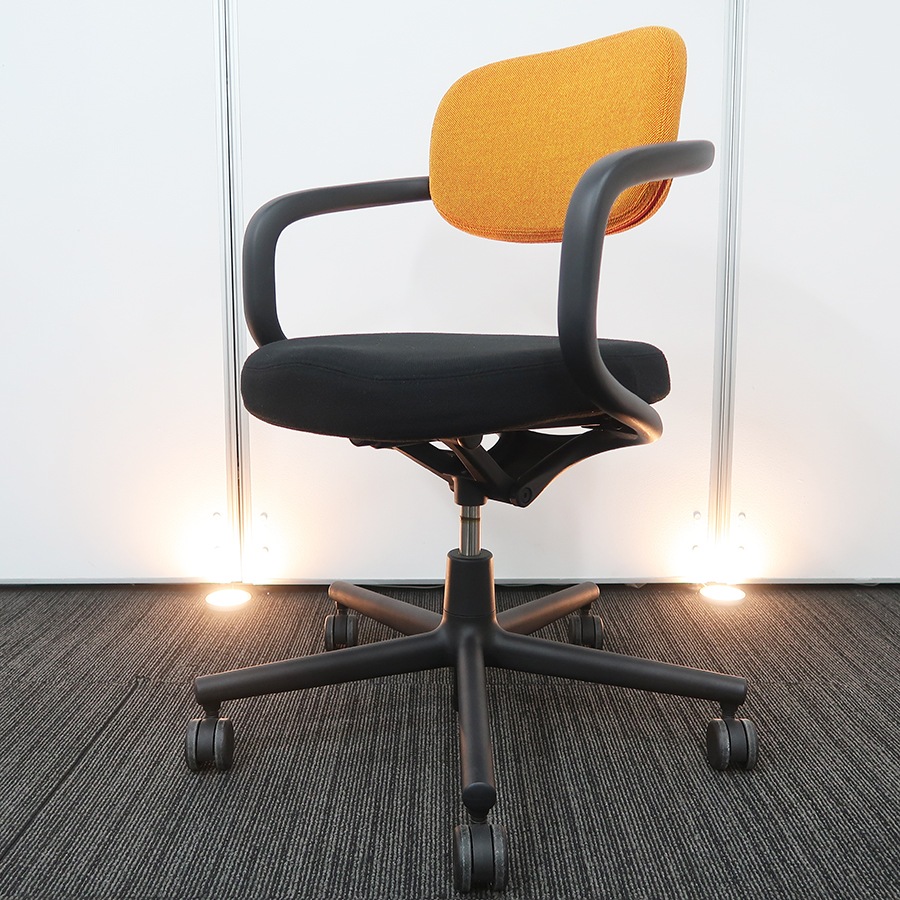 高品質でお買い得。中古オフィス家具【オフィスチェア（チェア/イス