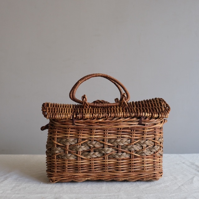 あけび 蓋付き籠｜古雑貨,籠 バスケット｜古家具・アンティーク家具 R