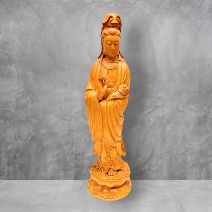 観音菩薩 観音様 観世音菩薩 観自在菩薩 救世菩薩 木彫り 崖柏 柏の木