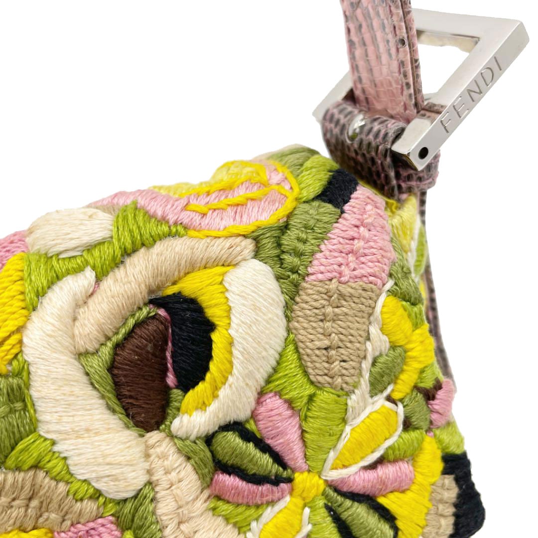 FENDI フェンディ マンマバケット ショルダーバッグ コットン刺繍