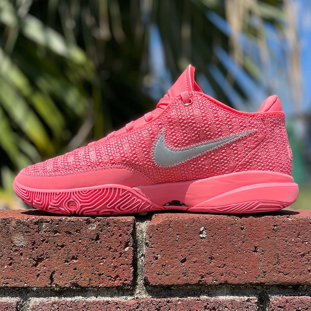 NIKE LEBRON XX 'PINK DIAMOND' ナイキ レブロン 20 【MEN'S】 pink