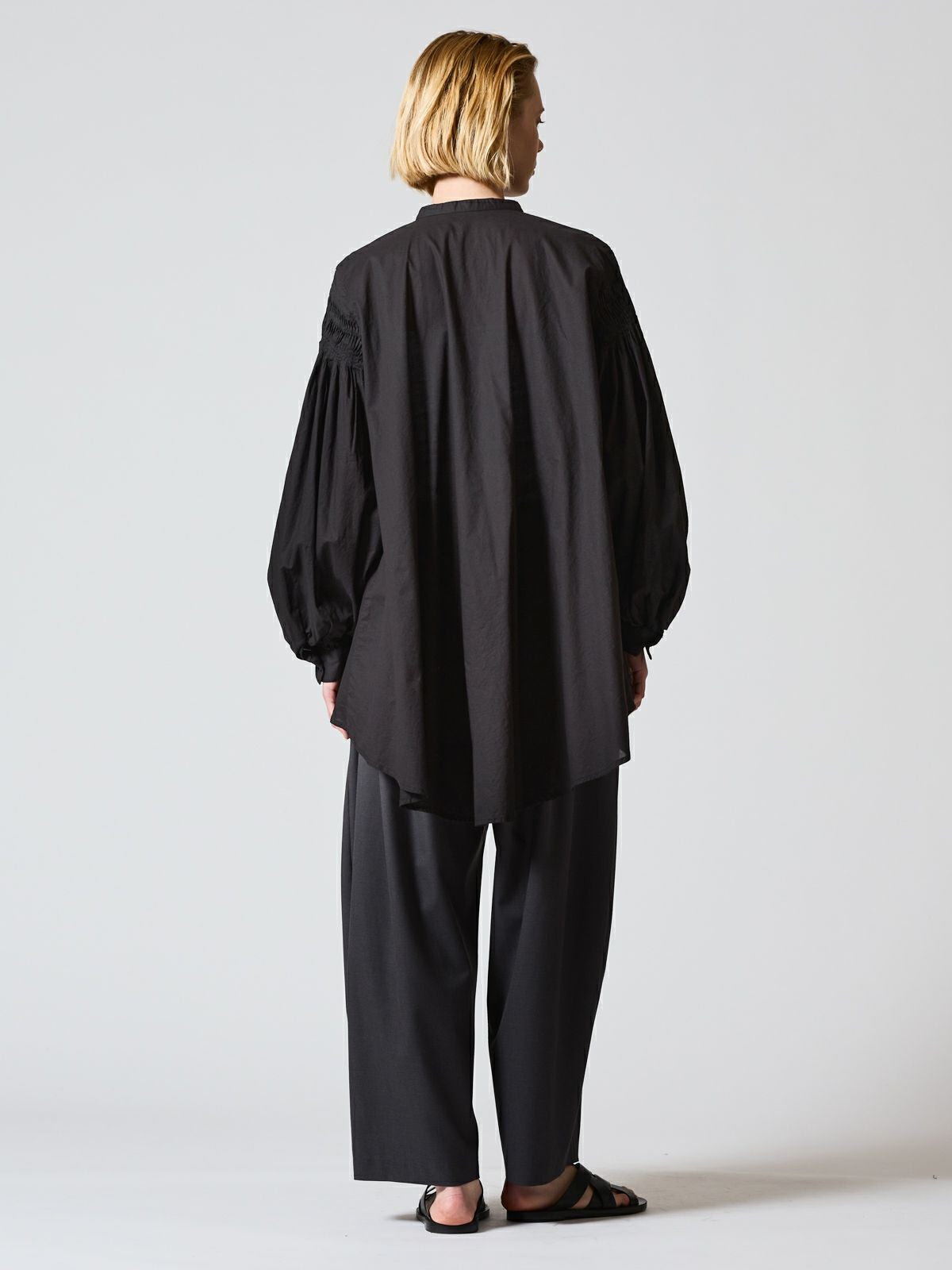 mizuiro ind ピンタックパフスリーブシャツ｜ MARcourt ONLINE STORE