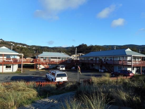 THE GETAWAY - Prices & Condominium Reviews (Rockaway Beach, OR)