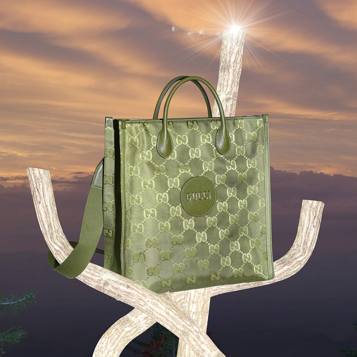 グッチ」からサステナブルな新作が発売 日本人アーティストがアート