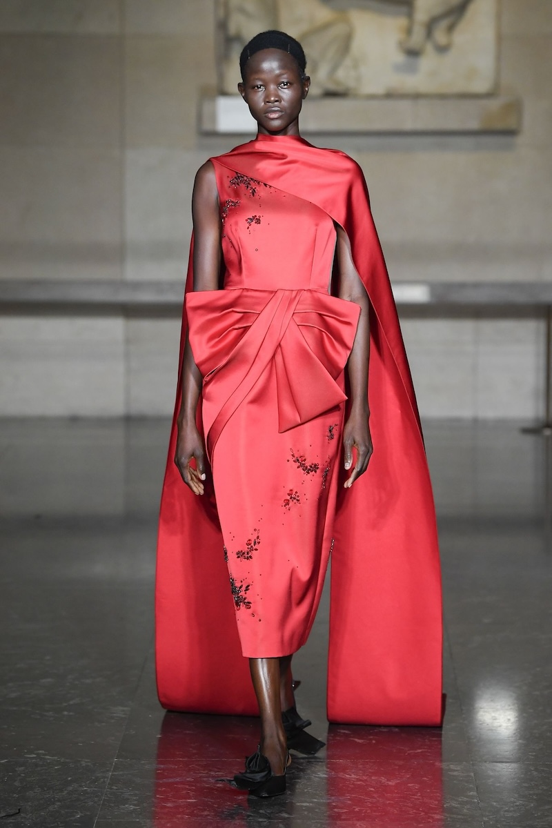 リボン旋風到来 甘すぎない大人スタイルの作り方【2024-25年秋冬