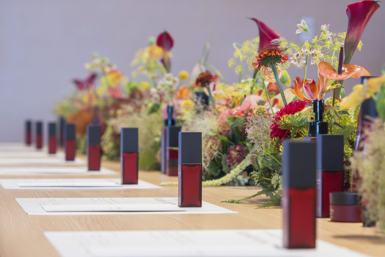 MEGUMIの「オレリー」が誕生1周年 限定美容液や“開運トーク”でもてなし