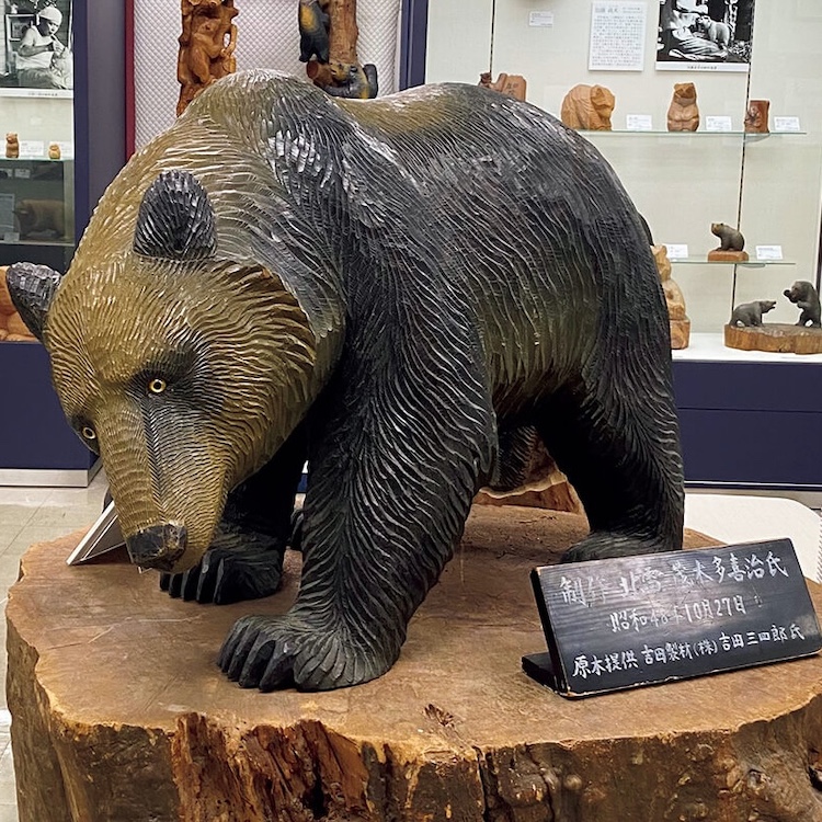 北海道・函館～札幌の旅。熊彫りに魅了されて、熊まみれ旅