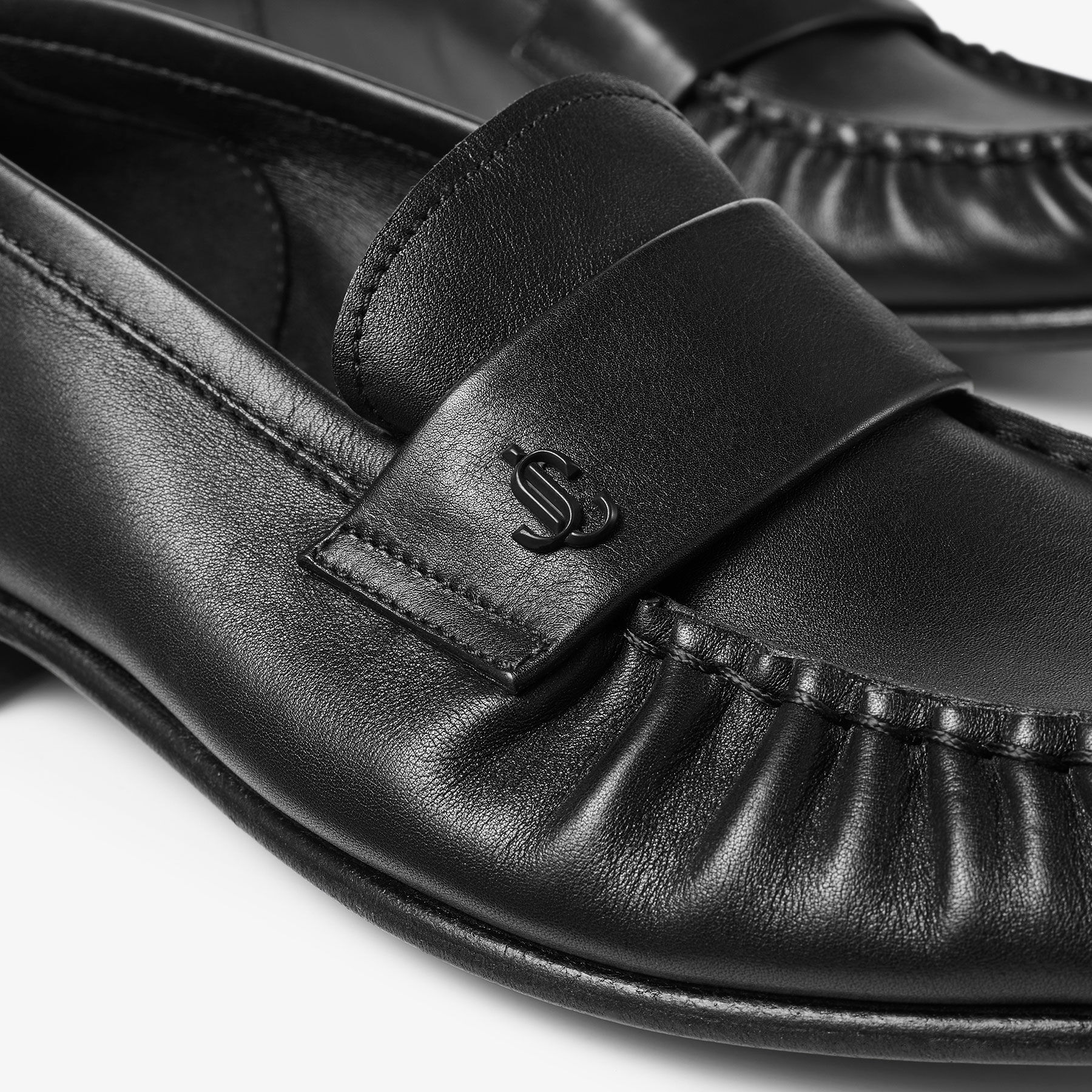 エリス ローファー F | ブラック ソフトレザー・ローファー | ジミー