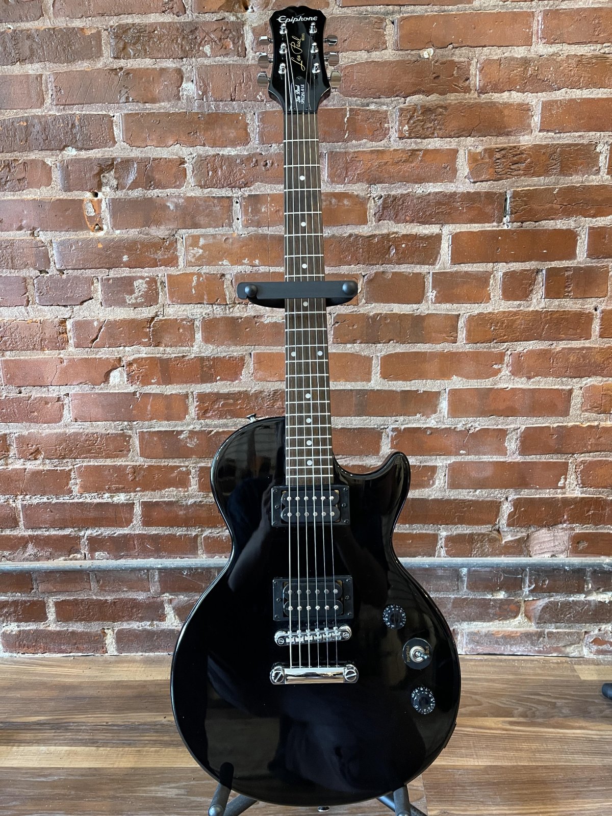 Epiphone Les Paul Special II LE with gig bag