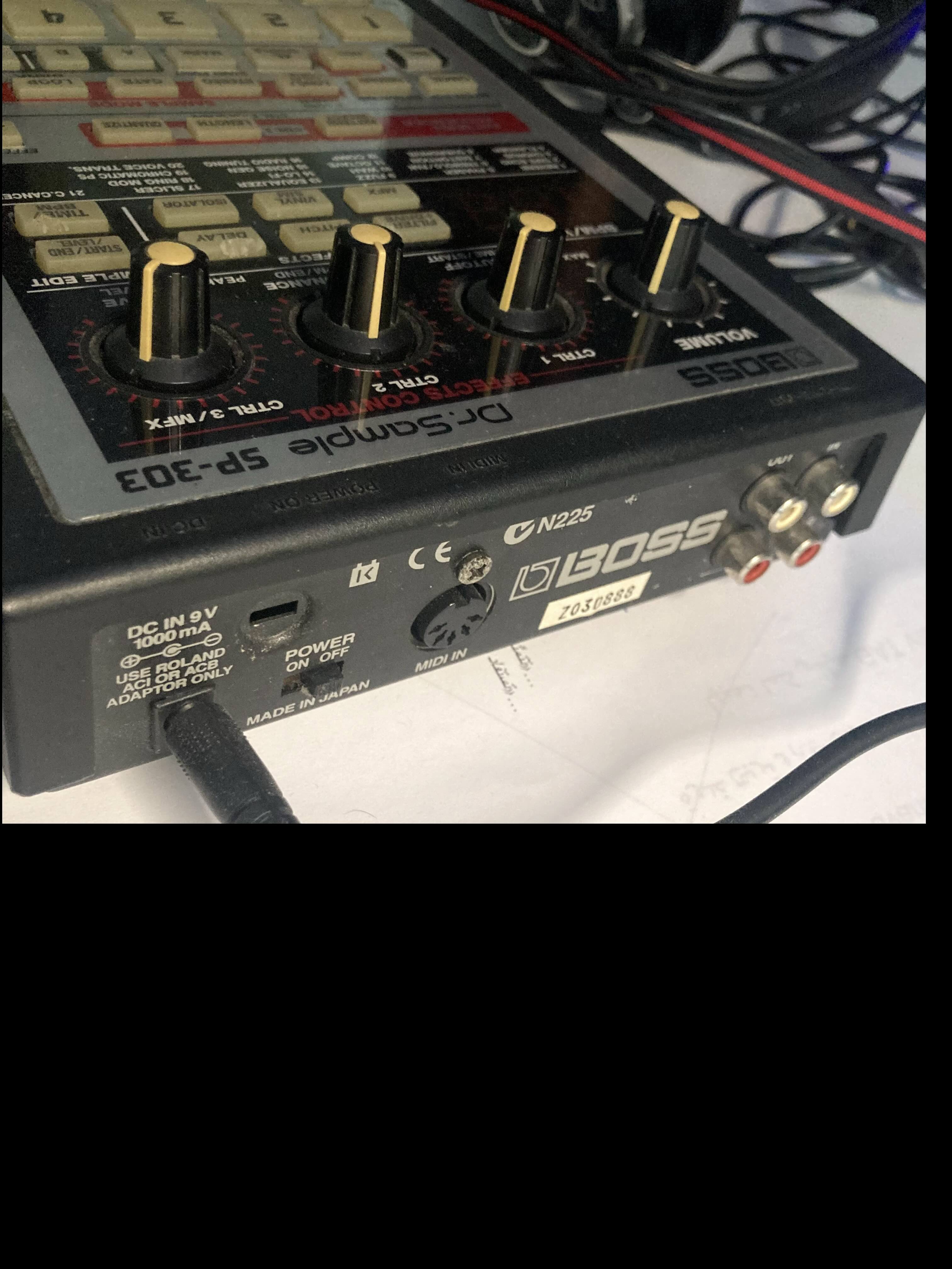 SP-303 Dr. Sample - Boss SP-303 Dr. Sample - Audiofanzine