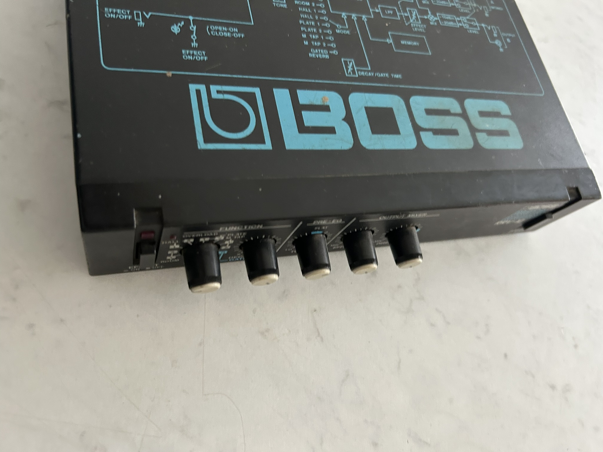 RRV-10 Digital Reverb - Boss RRV-10 Digital Reverb - Audiofanzine