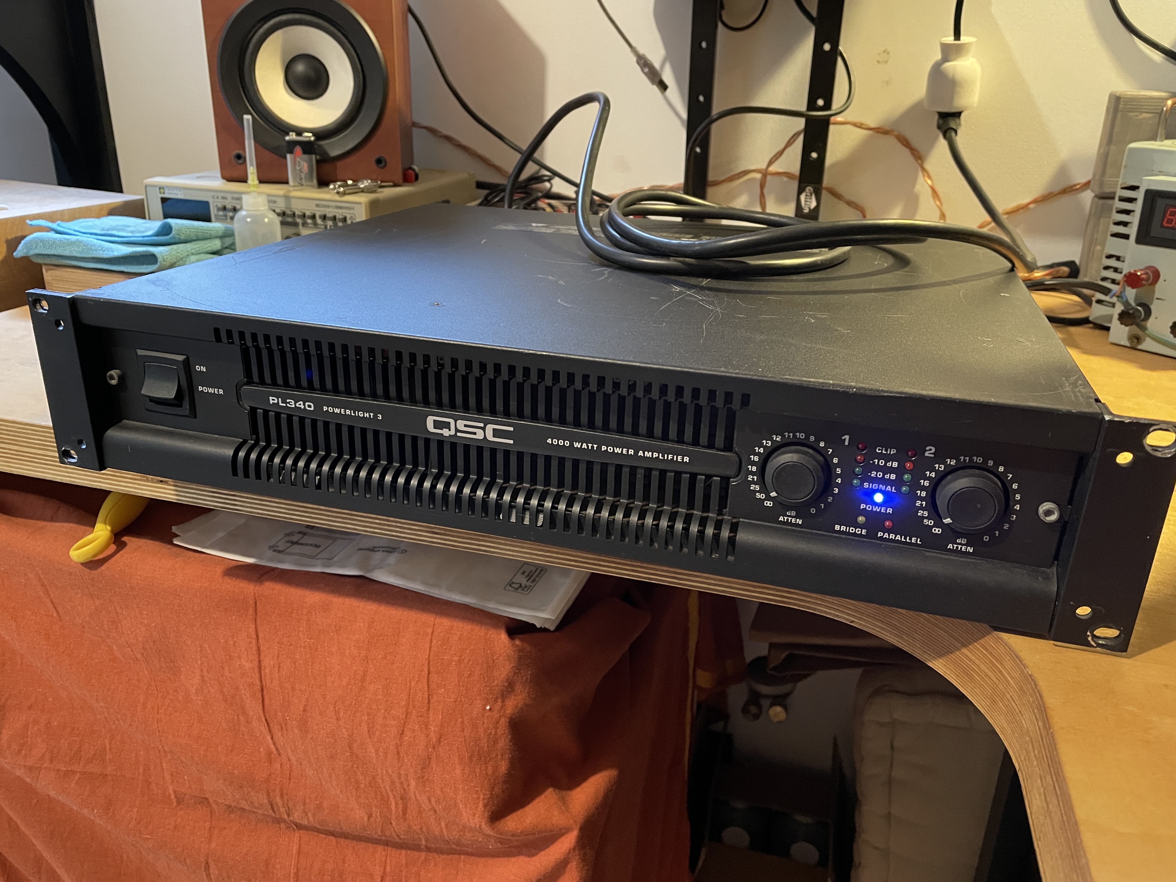 PL340 - QSC PL340 - Audiofanzine