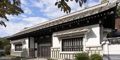 開館時間・休館日・入館料 - ご利用案内 | 日本民藝館