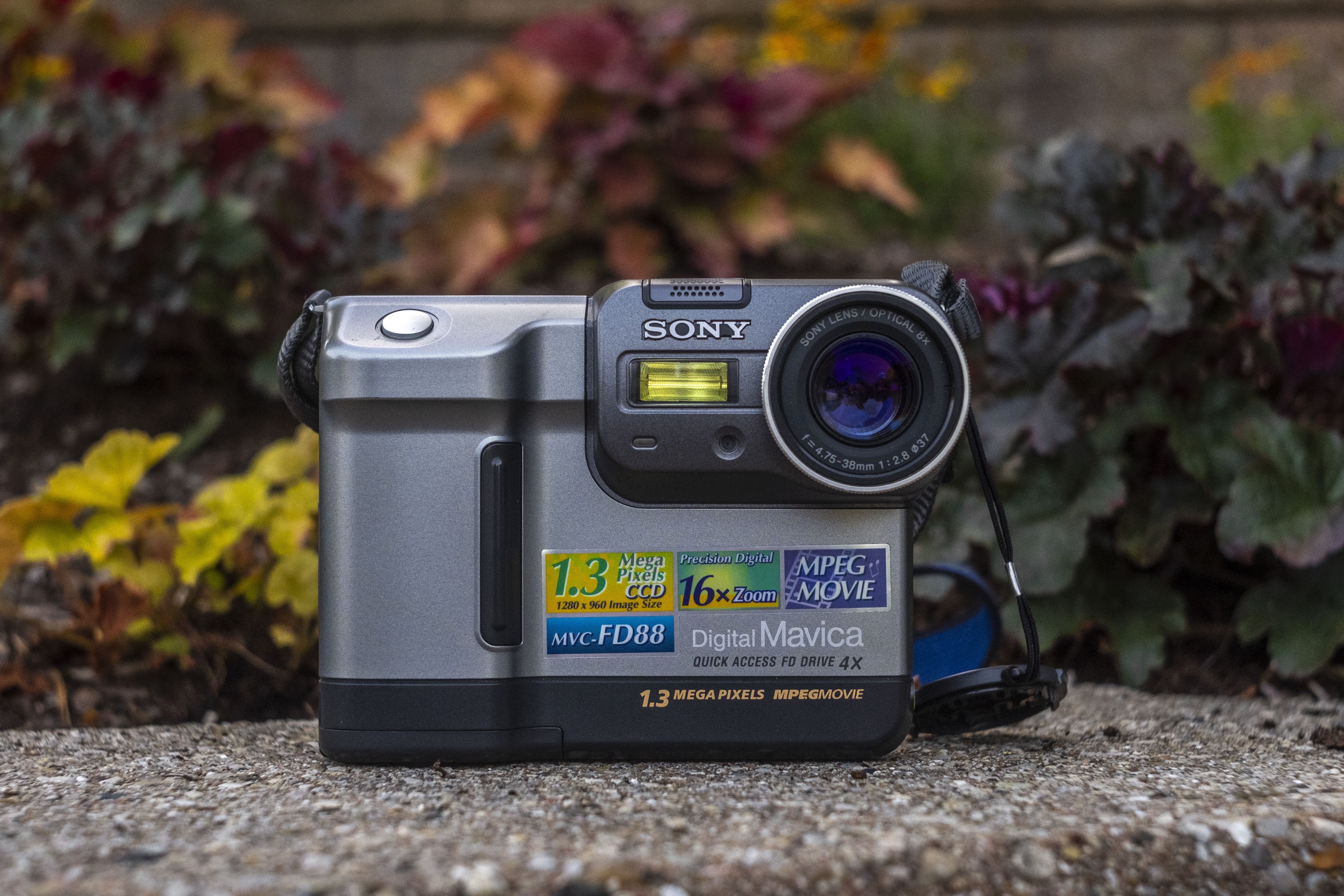 Sony Mavica MVC-FD88 (1999) – mike eckman dot com