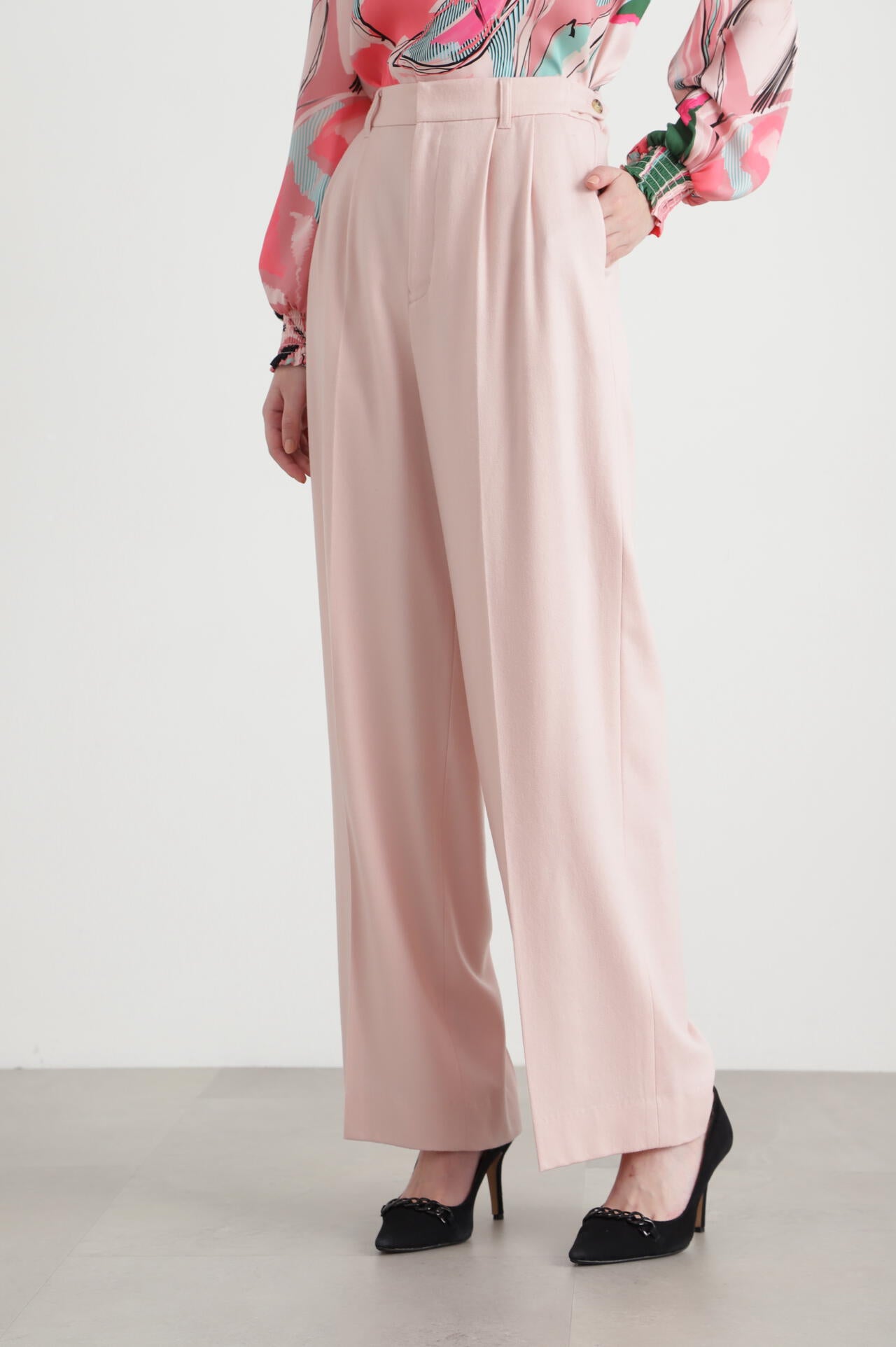 ハイカウントフラノセミワイドパンツ | PINKY&DIANNE（ピンキー