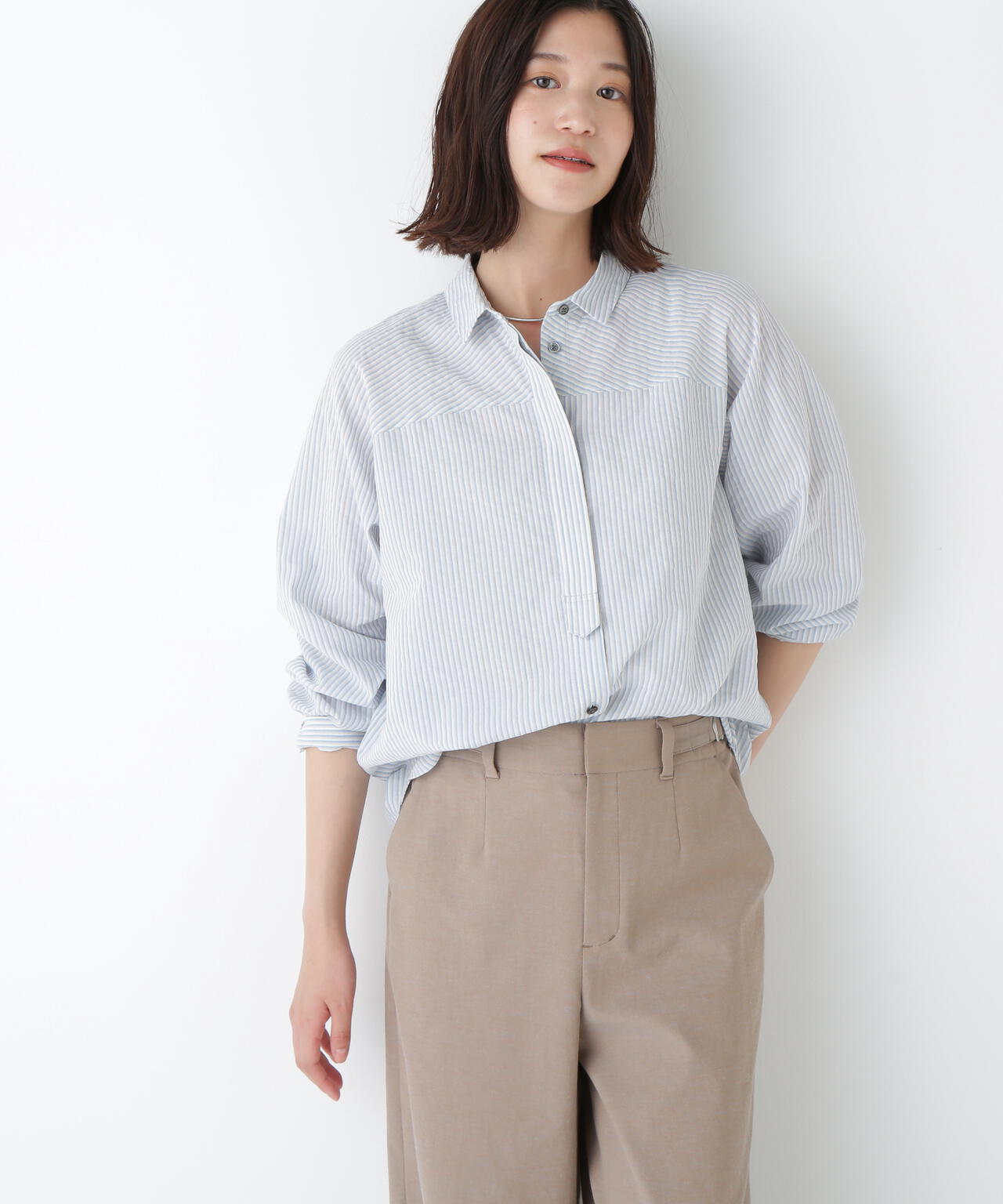 パナマサッカーストライプシャツブラウス | human woman（ヒューマン