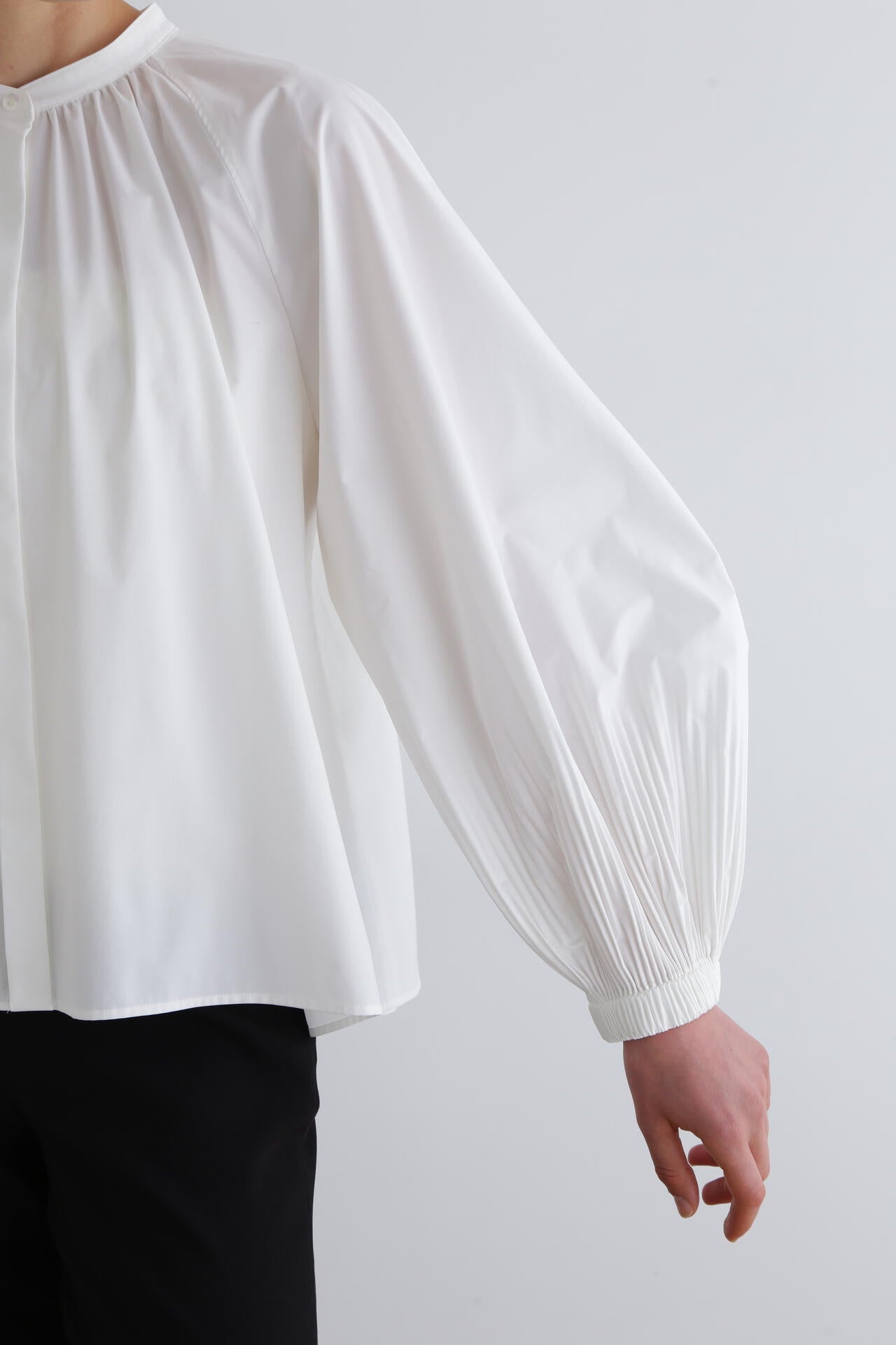 SOLOTEXブロードノーカラーシャツ | LE PHIL（ル フィル） ｜【公式