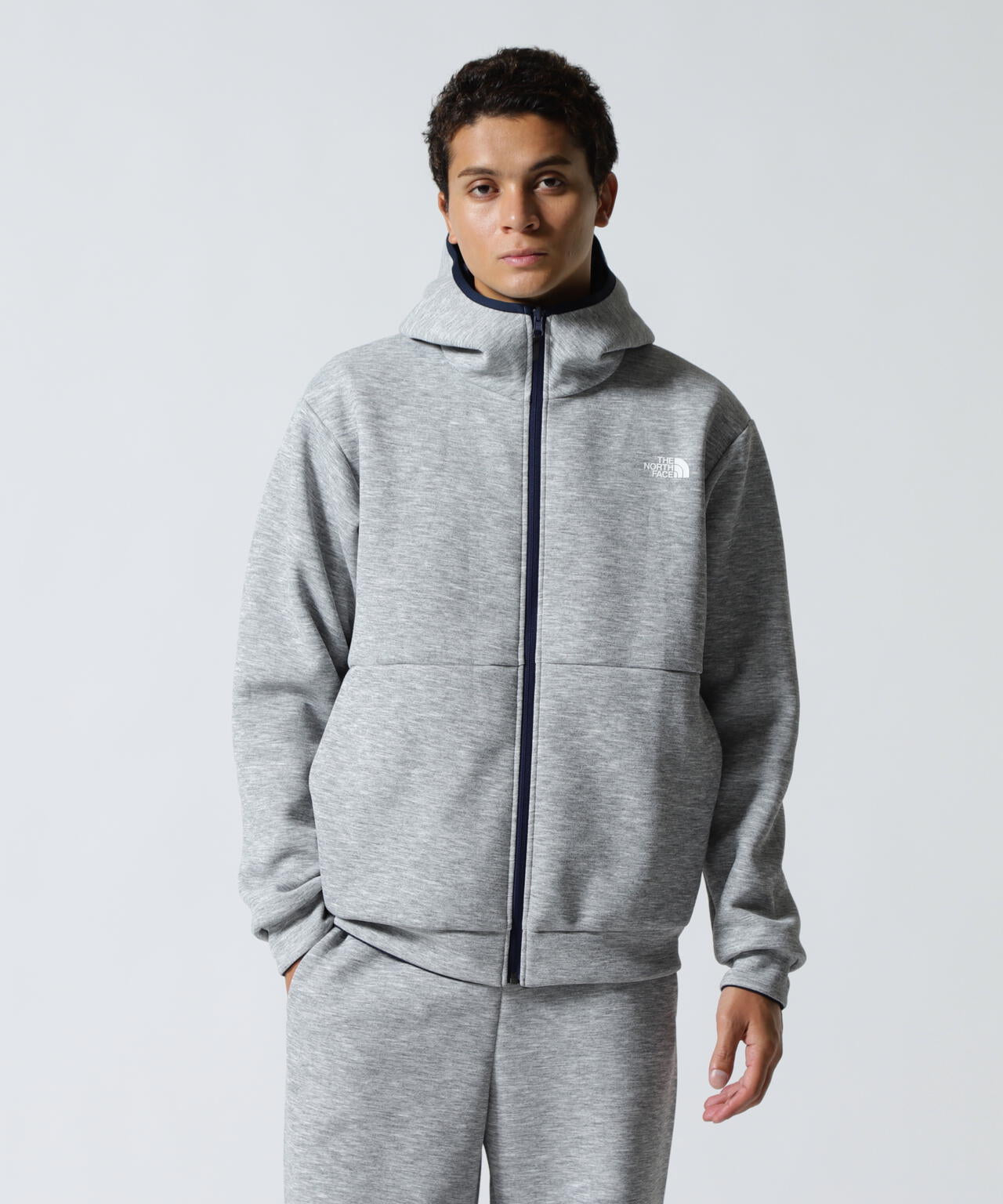 THE NORTH FACE (ザ・ノース・フェイス）reversible Teck Hoodie | B