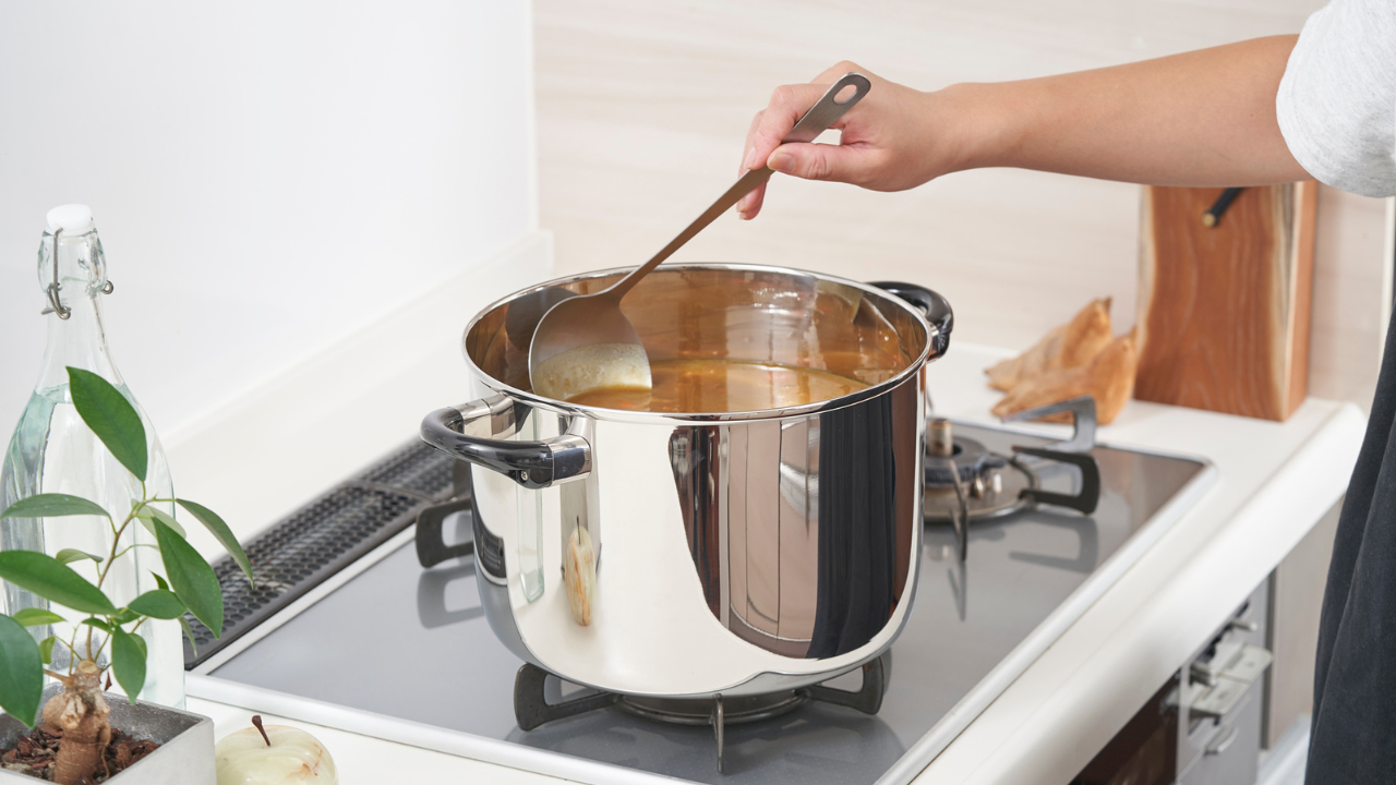 ジャンボ深型両手鍋 - 宮崎製作所公式ウェブサイト