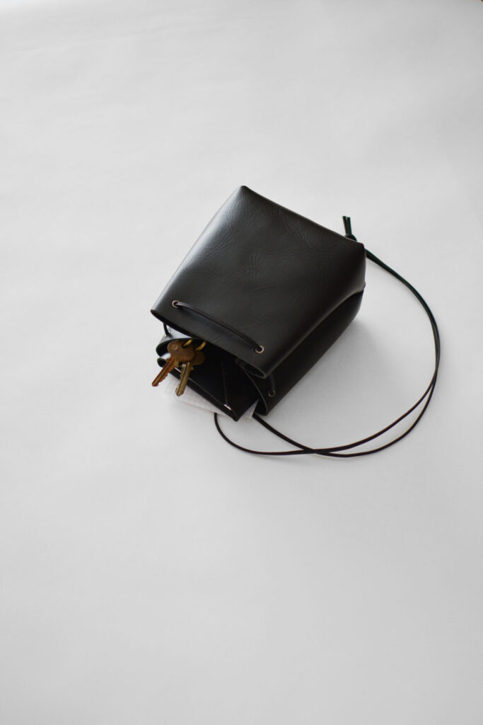 MINI SHOULDER BAG | MOLVAR official web site