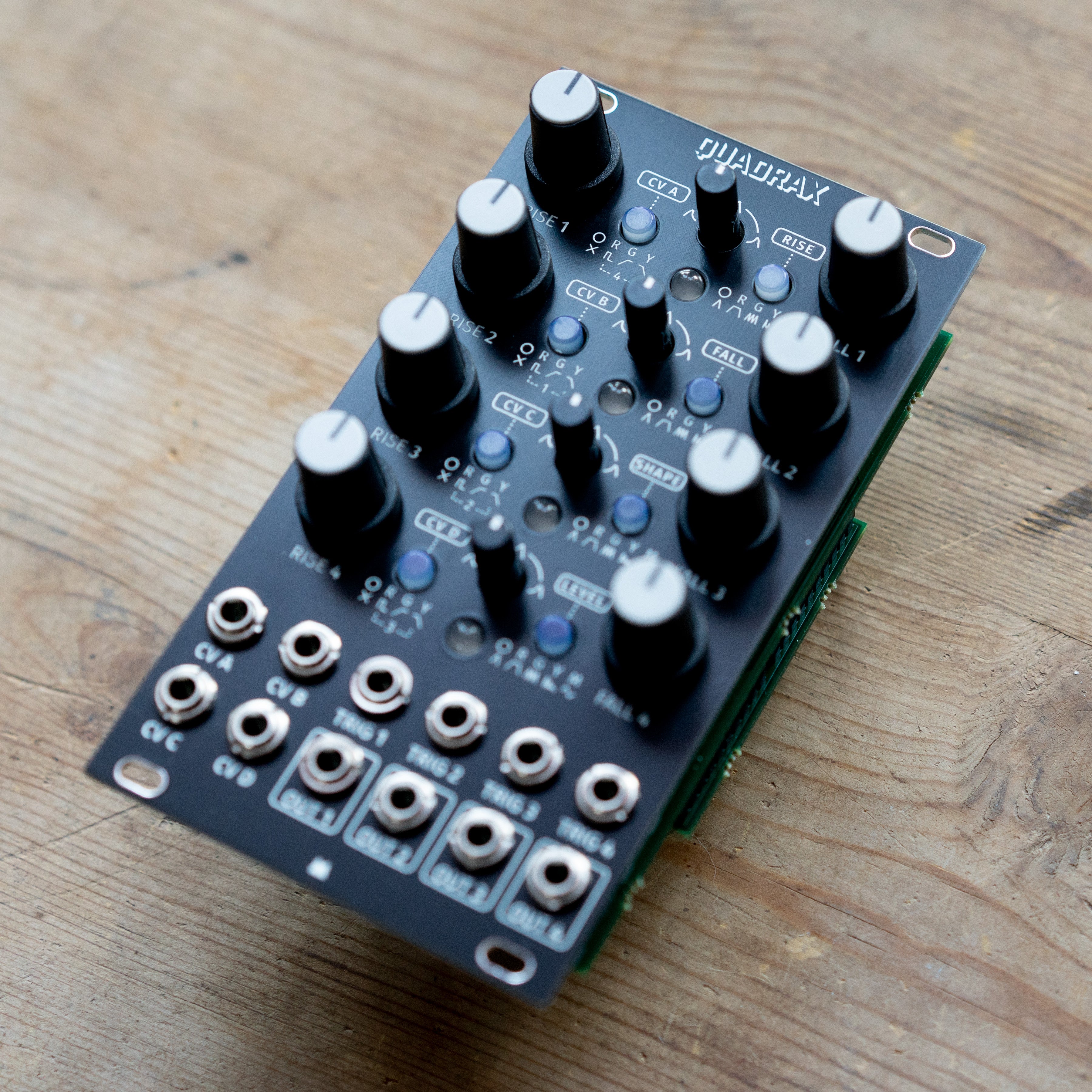 Intellijel Quadrax モジュラーシンセサイザー