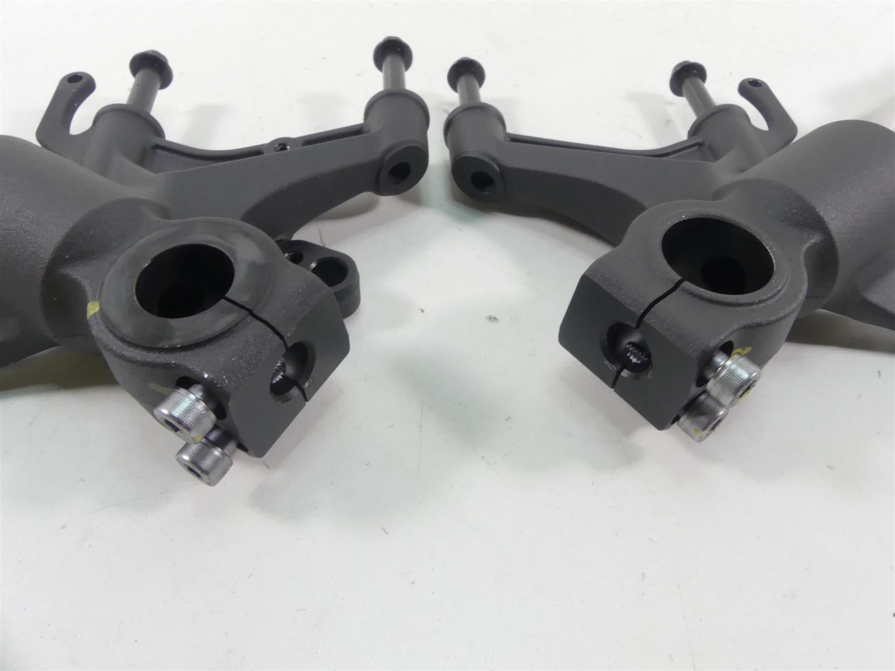 2016 Yamaha YZF-R1 S RN32 Straight 43mm Kyb Front Fork 2CR-23102