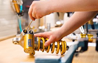 オーリンズ(Ohlins) TTX GP 電子制御リアサスペンション ZX-10R 11-12