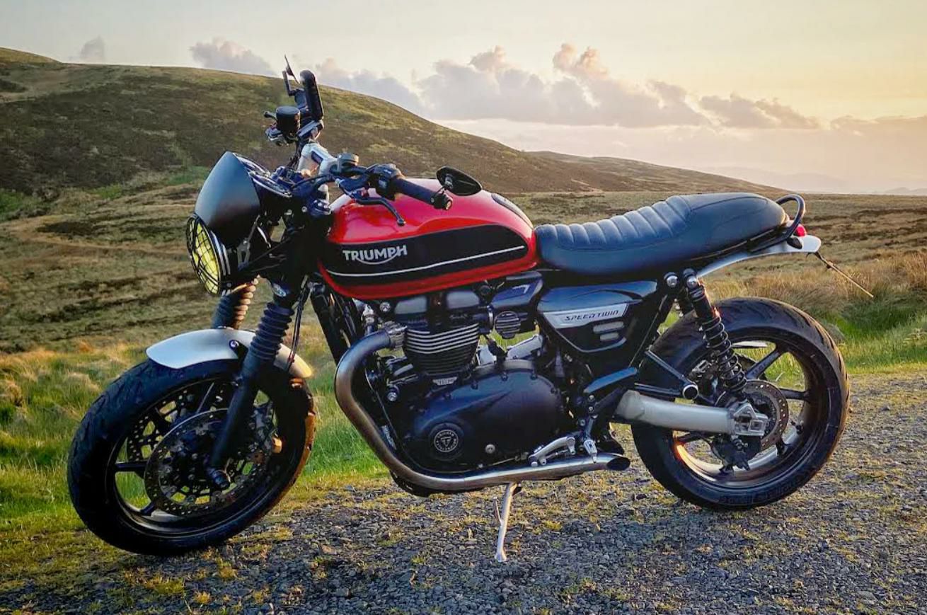 トライアンフ スピードツイン1200 ドラッグパイプ スリップオン