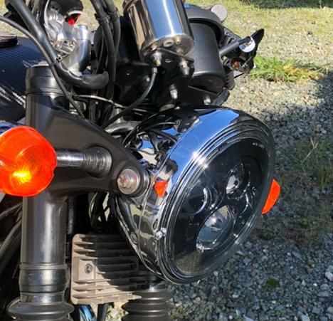 WMW) 7インチ プロジェクターLEDヘッドライト ブラック MS-880N-B