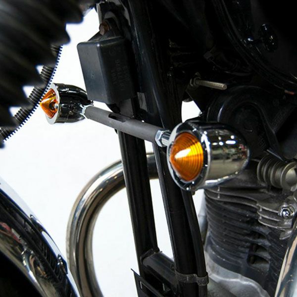 カワサキ W650/400 フロントウインカーステー モーターロック | バイク