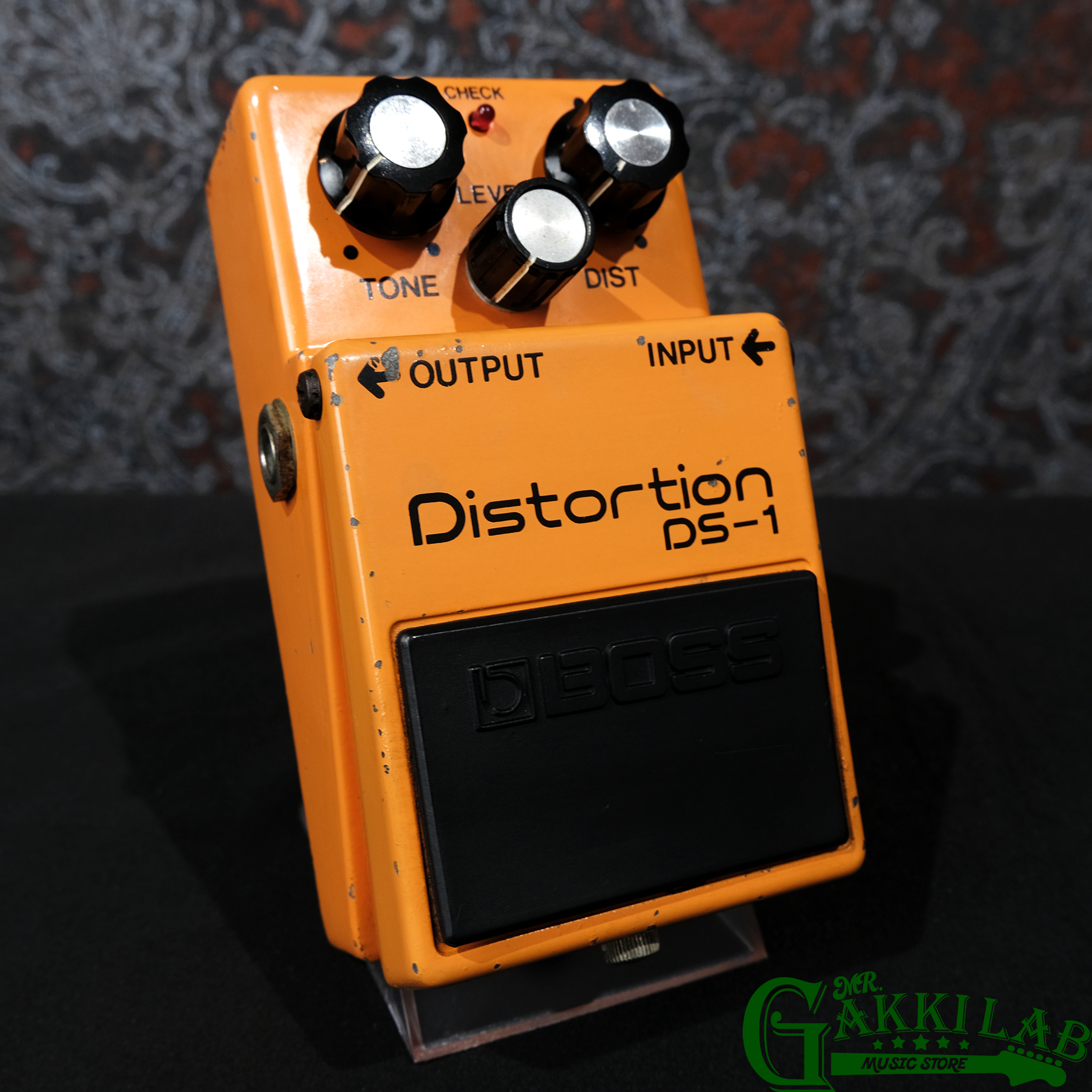 BOSS DS-1 Distortion 1980 (Silver Screw/JAPAN) | 札幌の楽器屋さん