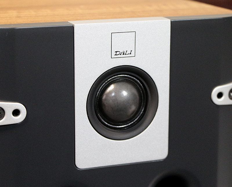 DALI LEKTOR 2 を本気で聴いてみる！