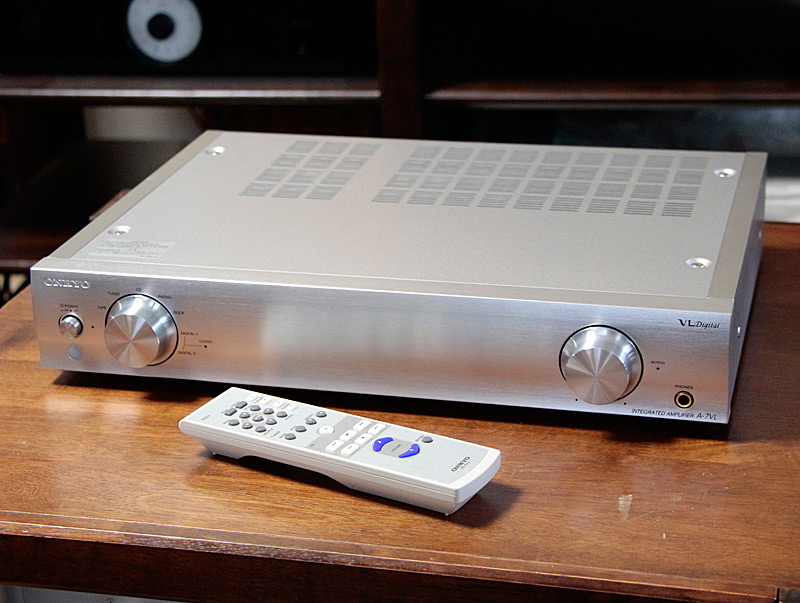 ビギナーにオススメ！ONKYO A-7VL デジタルプリメインアンプ