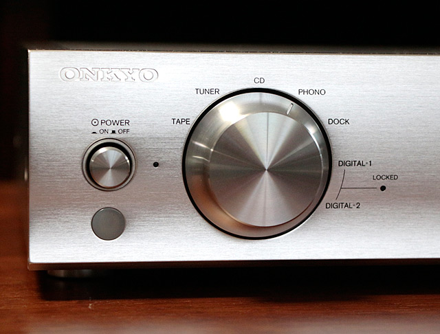 ビギナーにオススメ！ONKYO A-7VL デジタルプリメインアンプ