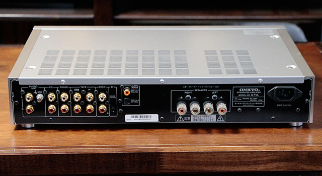 ビギナーにオススメ！ONKYO A-7VL デジタルプリメインアンプ