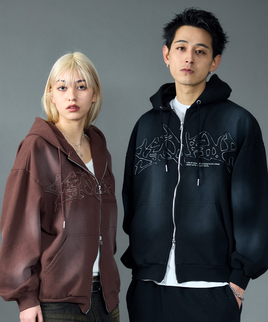 SEQUENZ（シークエンズ）】LOGO APPLIQUE ZIP HOODIE / フルジップ