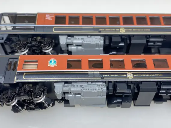 12系客車（ばんえつ物語・オコジョ展望車）が 入線です。（2025年版