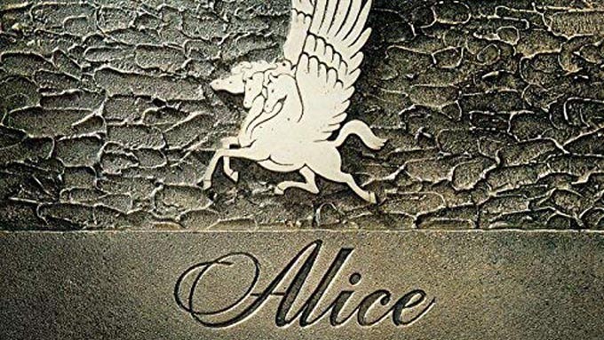 40年前の今日11月27日、アリス『栄光への脱出～アリス武道館ライヴ』が