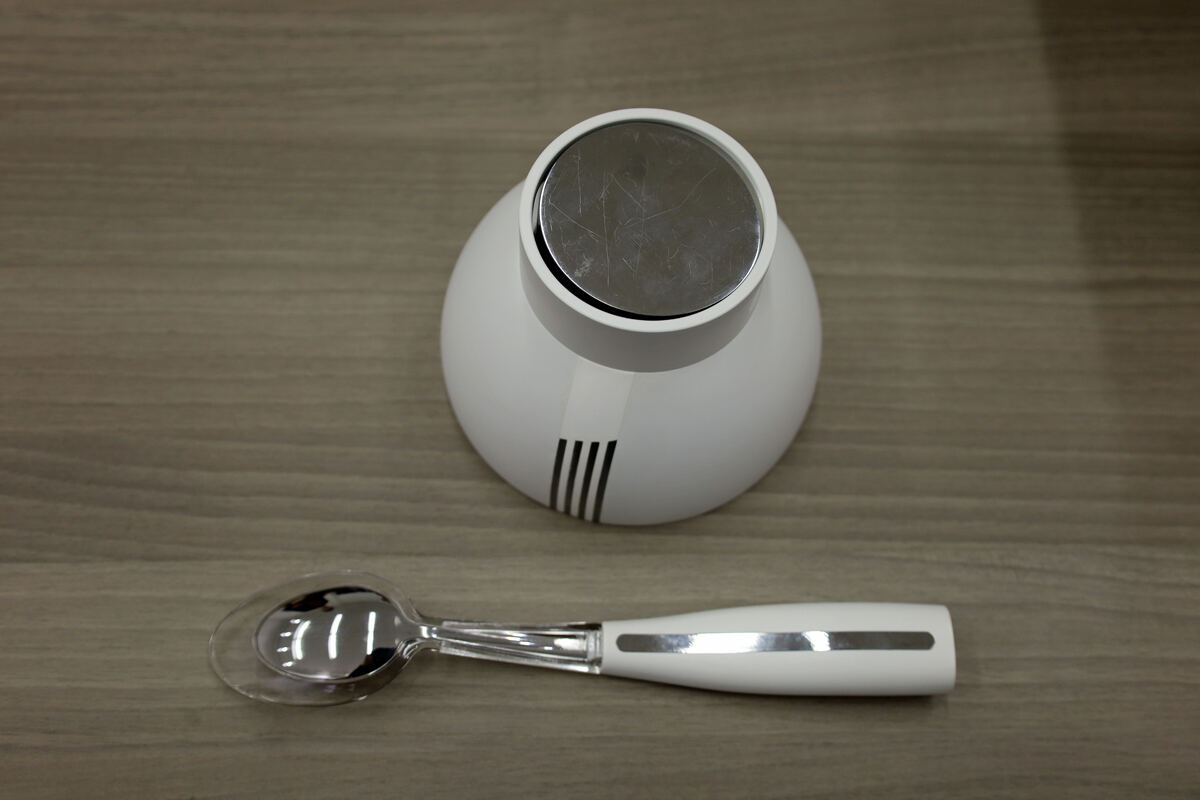 美味しく減塩、使うだけで塩味が増強できる食器「エレキソルト」の