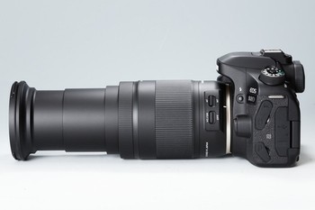 タムロン「18-400mm F/3.5-6.3 Di II VC HLD」実写レビュー - 世界初の