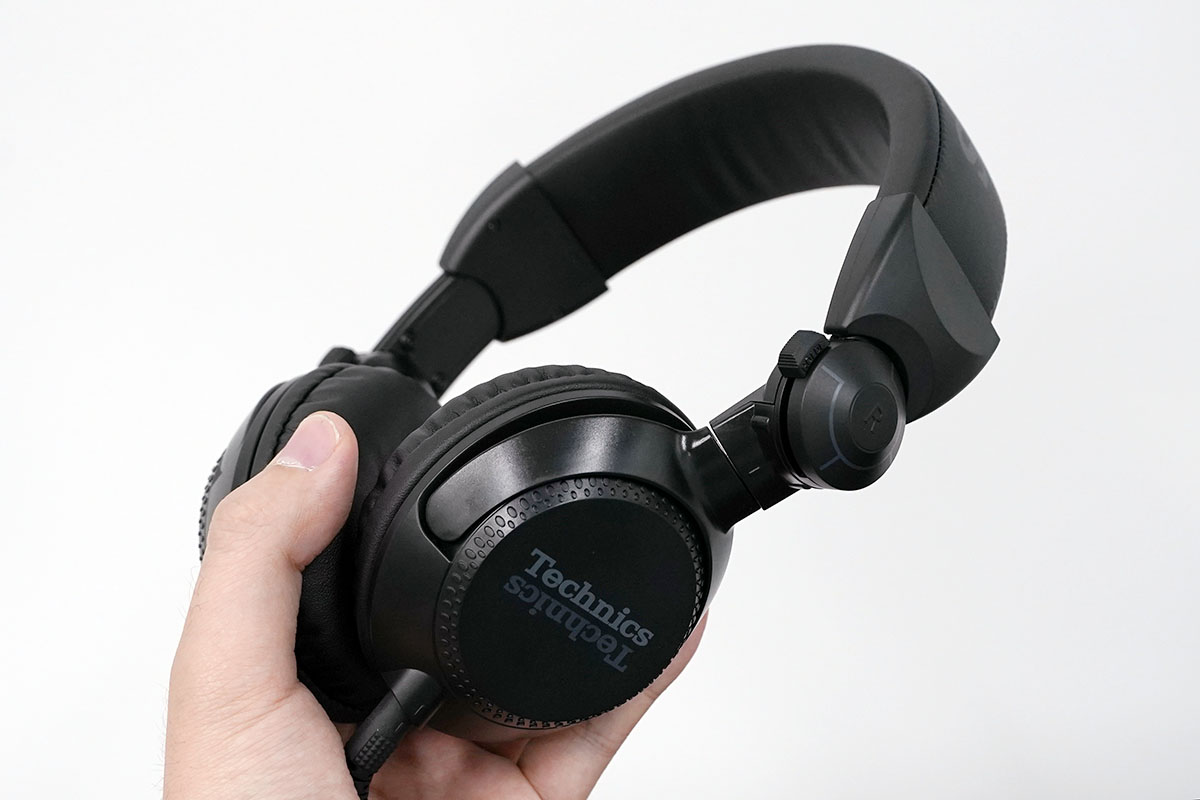 パナソニック、プロDJ向け新ヘッドホン「EAH-DJ1200」 | マイナビニュース