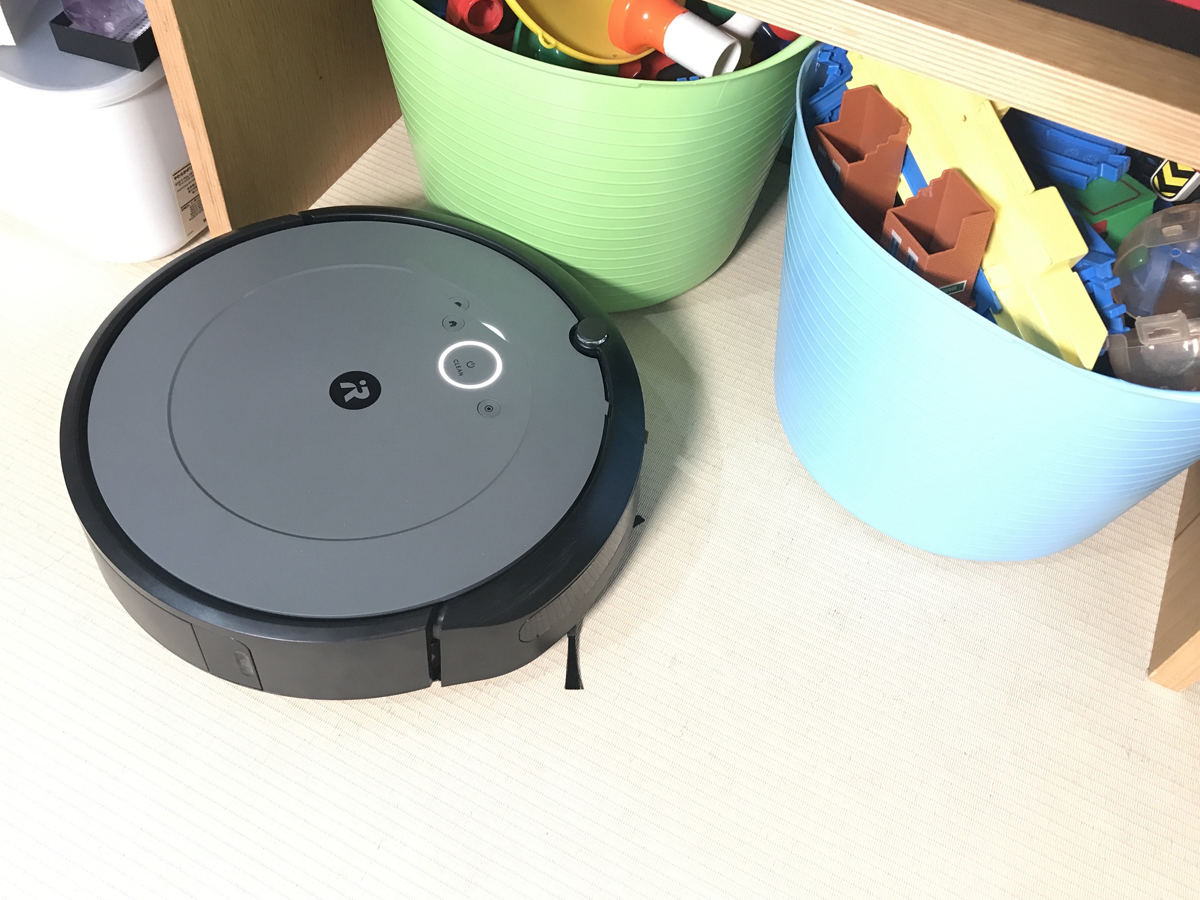 新ルンバ「i2」レビュー - 実家の親に贈りたい！ シンプル＆堅実な