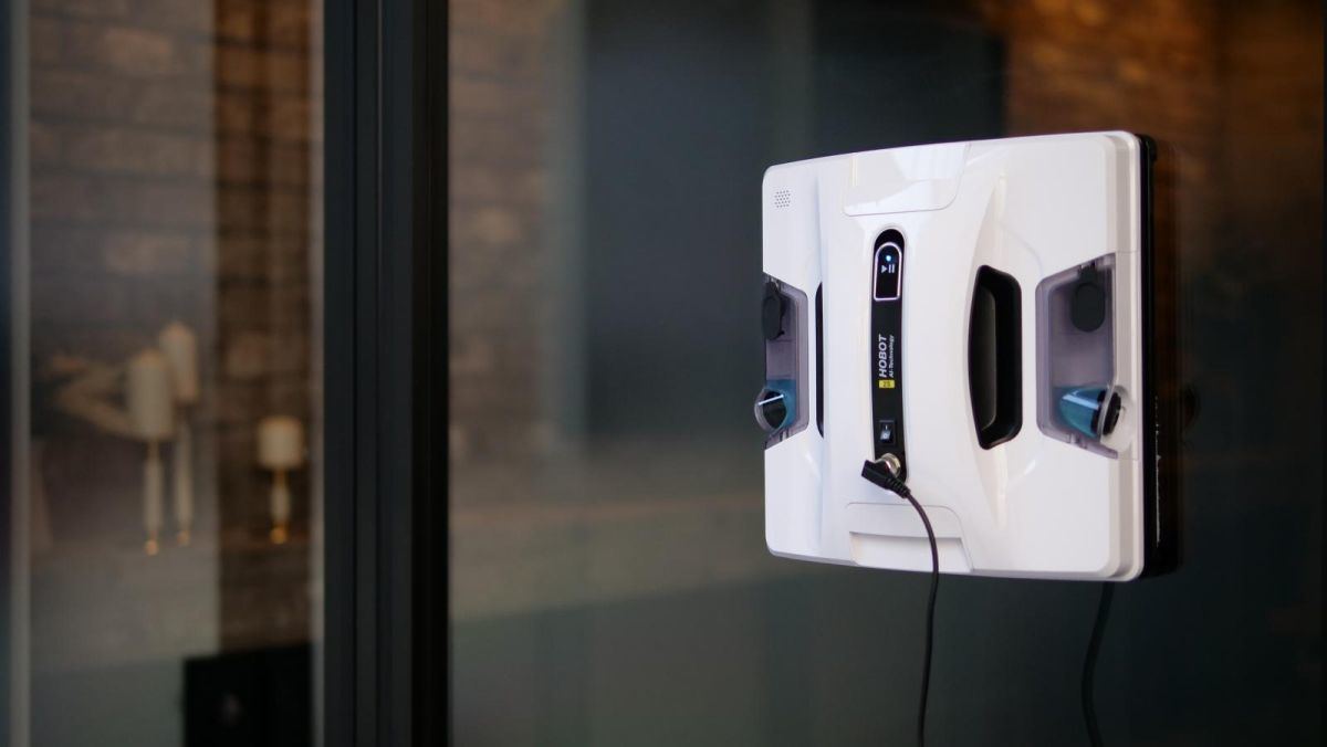 窓拭きロボット HOBOT-2S Amazon | 【全自動の窓掃除】 HOBOT-2S