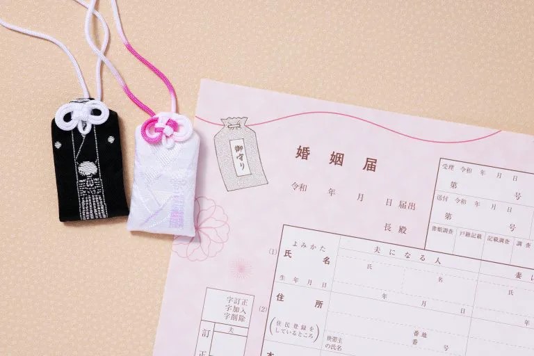 大反響】『CanCam』付録に劇場版『名探偵コナン』コラボの婚姻届登場