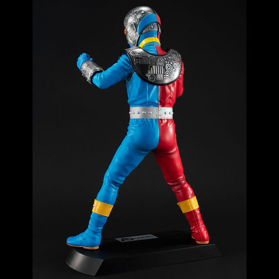 キカイダー01』全高約40cm！迫力のゼロワンボディがリニューアル再