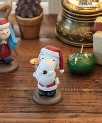 スヌーピーとピーナッツ・ギャングが彩るヴィンテージ調のおしゃれな