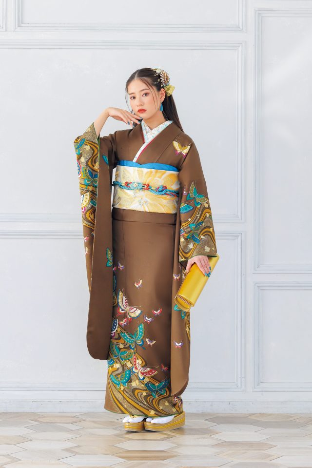 人気急上昇！茶色の振袖について | 野村呉服店・写真スタジオKOMACHI