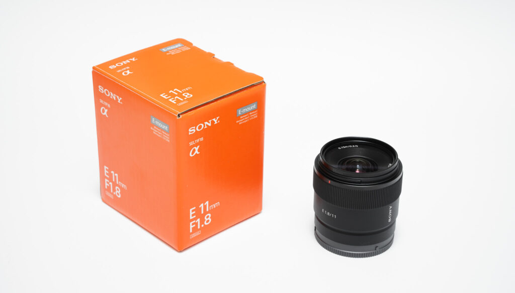 SONY E 11mm F1.8 レビュー｜Vlogにオススメ、気軽に持ち出せる広角単