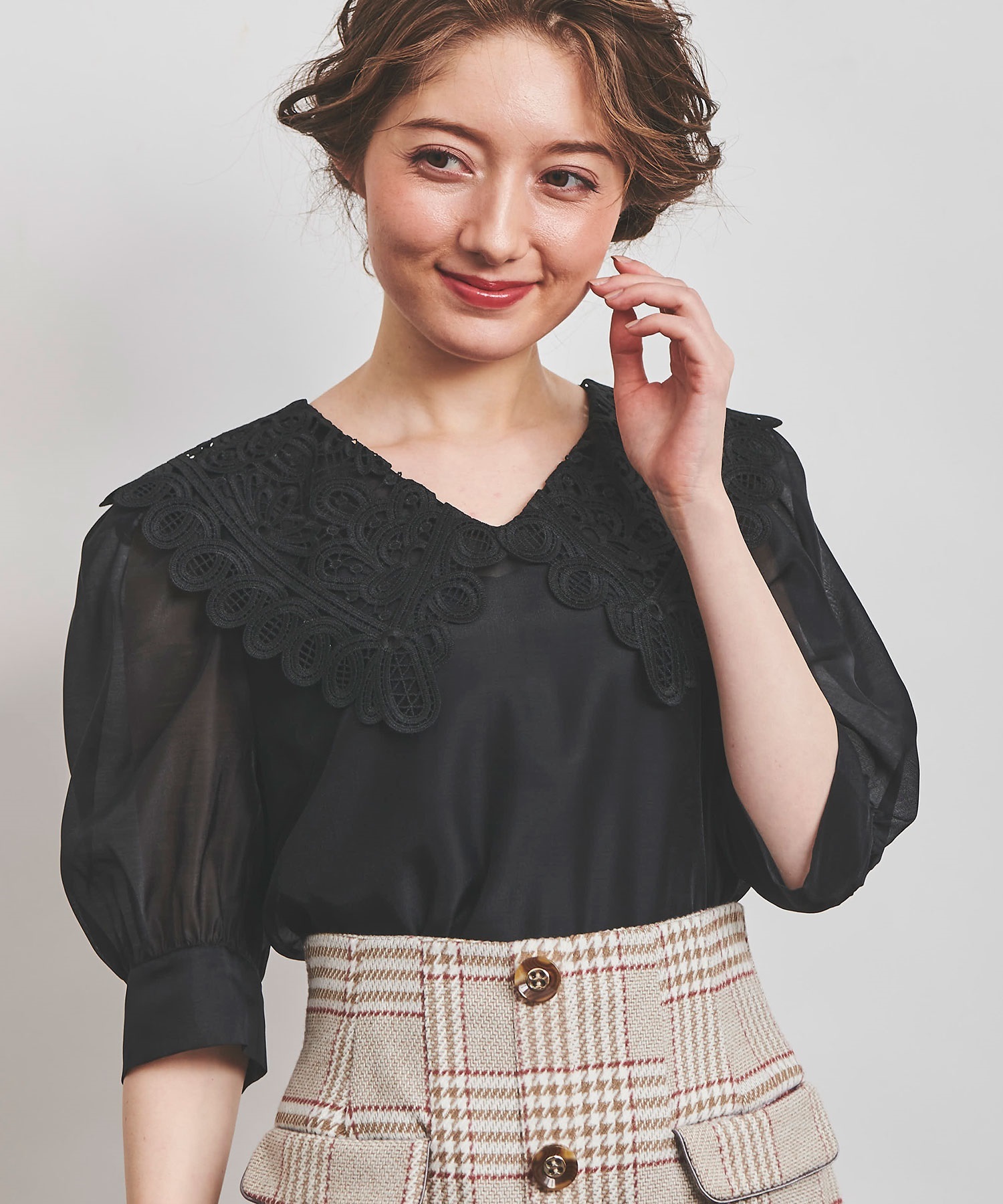レースカラーシアーブラウス | シャツ・ブラウス | NOELA OFFICIAL WEB